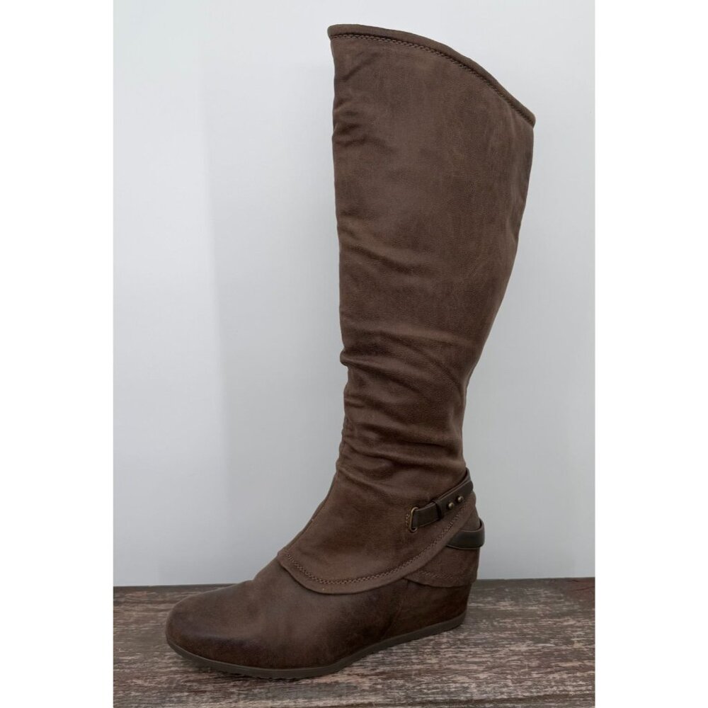 Baretraps Tesa Knee-High Wedge Boot Women 10M Brown Faux Leather
